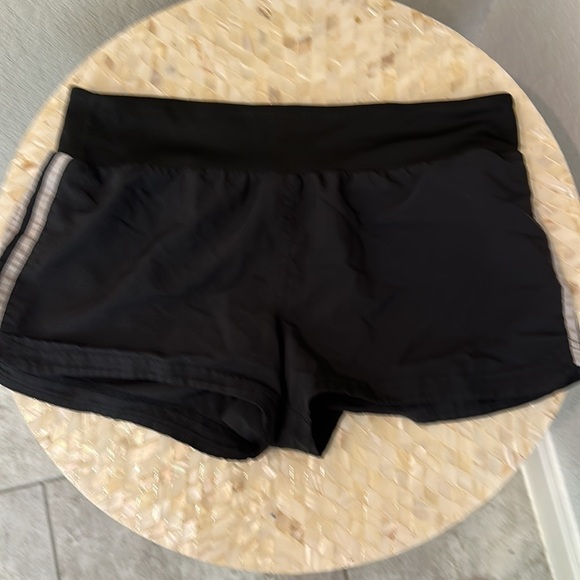 Set of 2 adidas running shorts waist 30 - Picture 2 of 8
